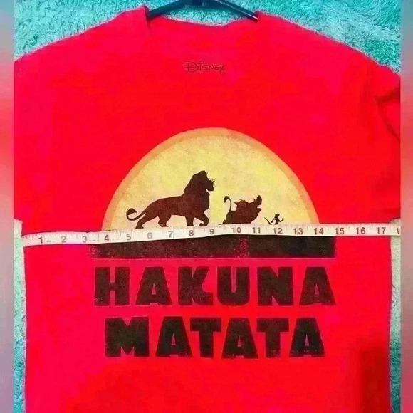 🍁4/$15 Disney Shirt🍁 - Picture 3 of 5